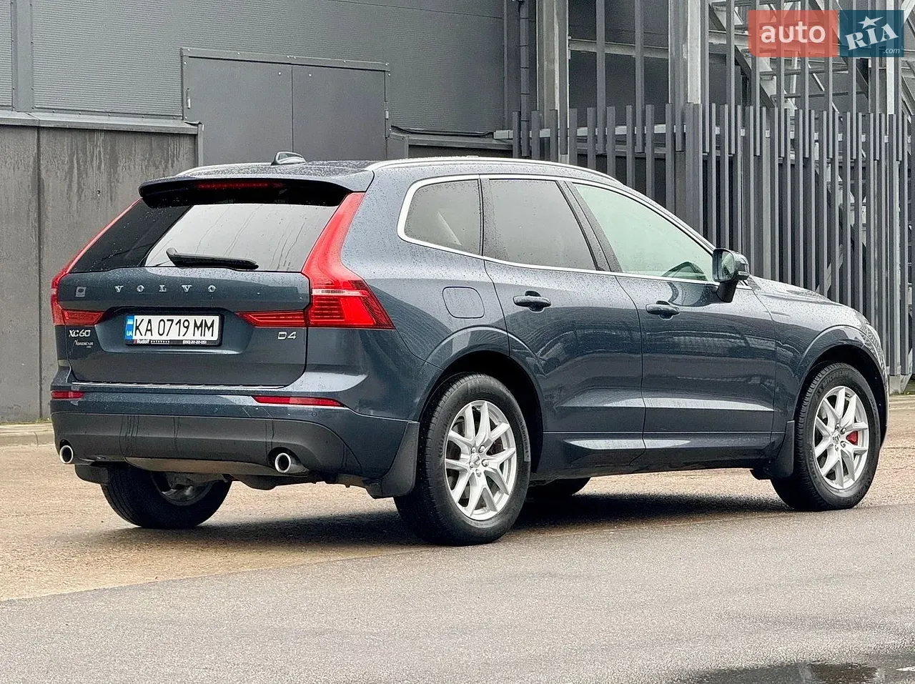 Volvo Xc60 2019 photo 2