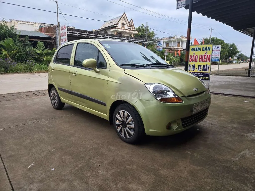 Chevrolet Spark 2012 photo 2