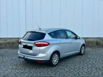 Ford C-Max 2015 photo 4