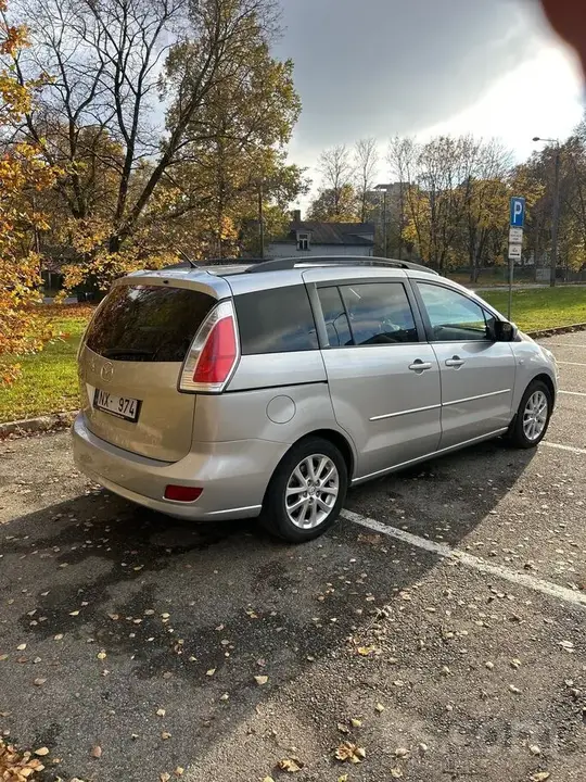 Mazda Mazda5 2009 photo 5