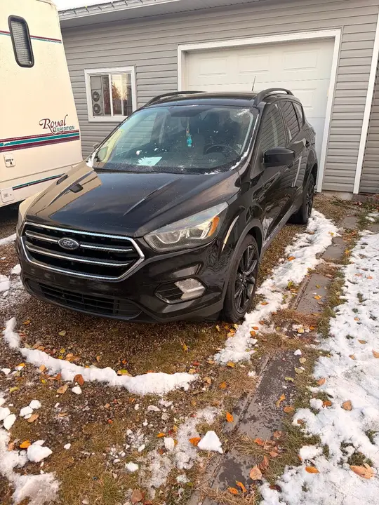 Ford Escape 2017 photo 2