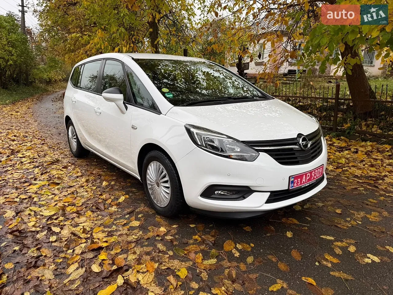 Opel Zafira 2018 photo 3