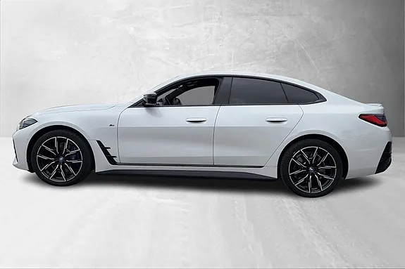 BMW I4 2022 photo 2