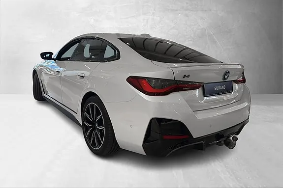 BMW I4 2022 photo 3