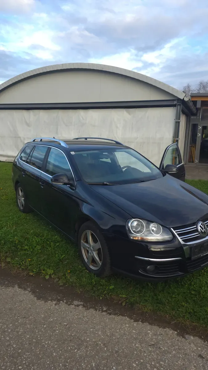 Volkswagen Golf 2009 photo 2