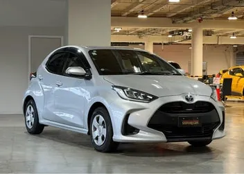 Toyota Yaris 2021 photo 2