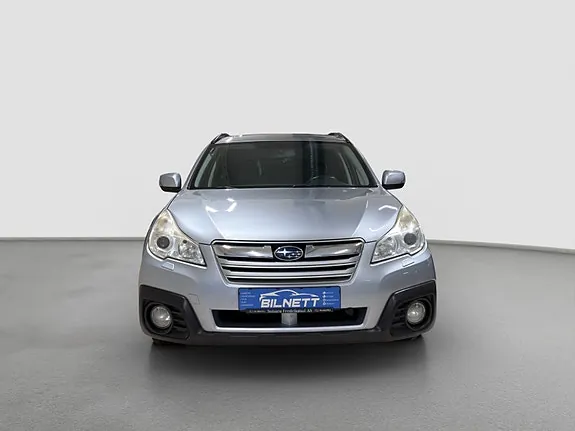 Subaru Outback 2013 photo 2