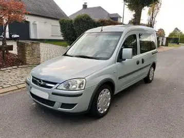 Opel Combo Tour