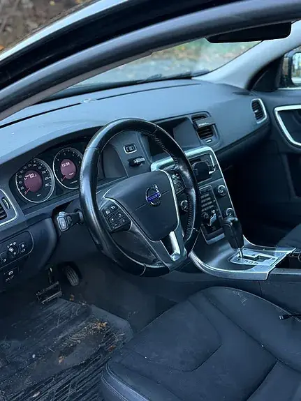 Volvo V60 2011 photo 4
