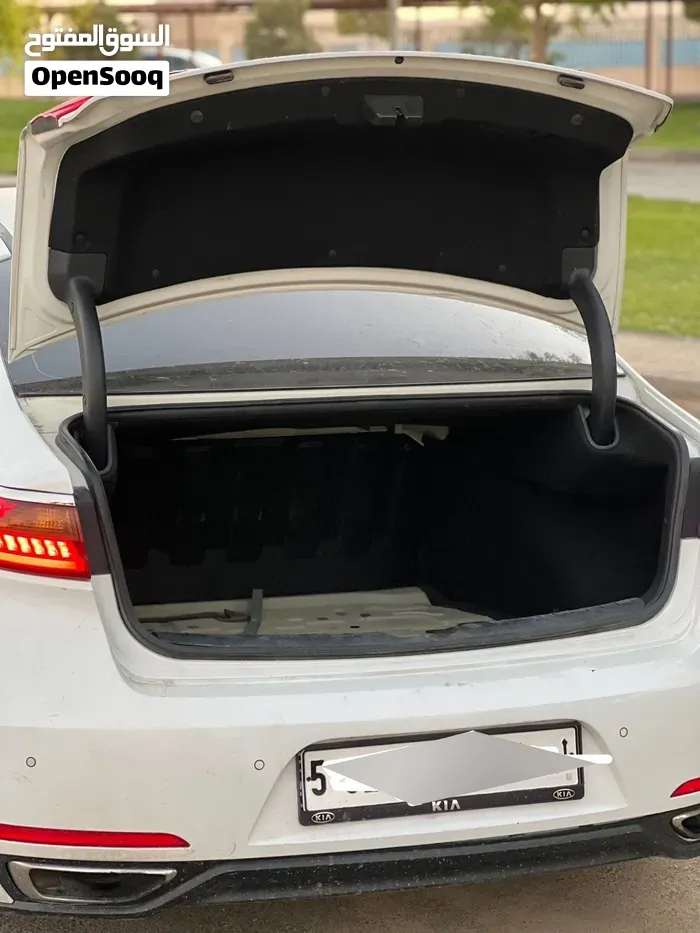 Kia Cadenza 2018 photo 4