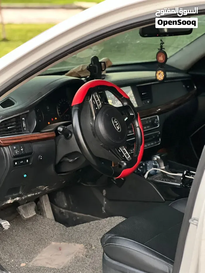 Kia Cadenza 2018 photo 2