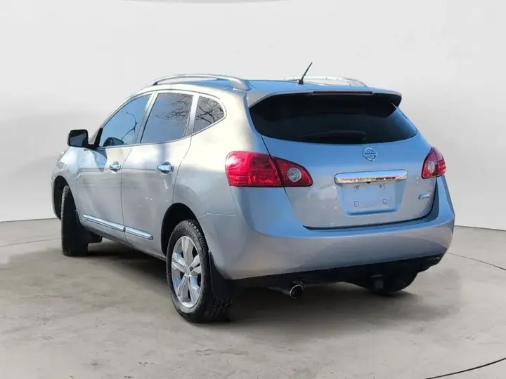 Nissan Rogue 2012 photo 4