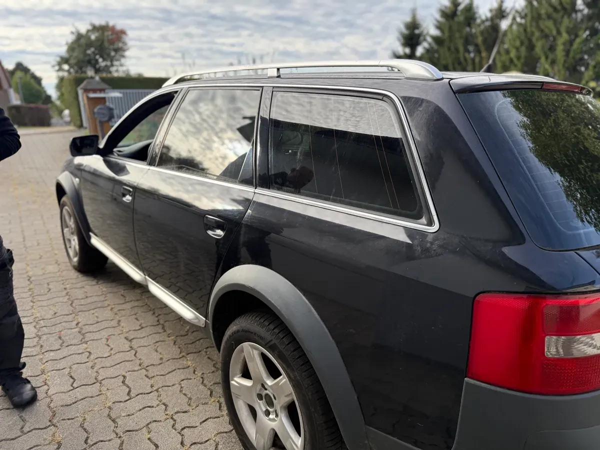 Audi A6 Allroad 2004 photo 2