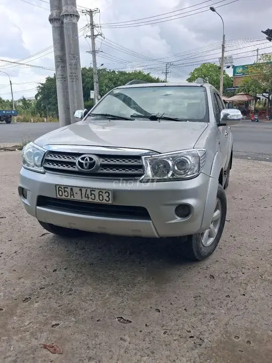 Toyota Fortuner 2009 photo 3