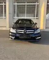Mercedes-Benz C-Class 2011 photo 3