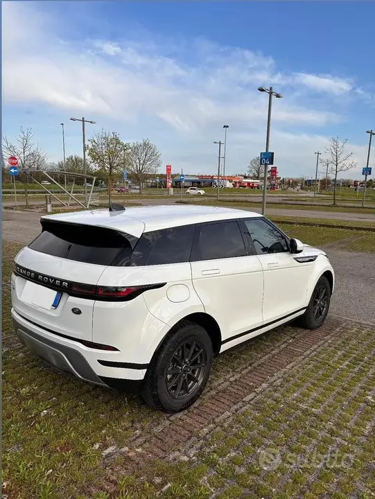 Land Rover Range Rover Evoque 2020 photo 2