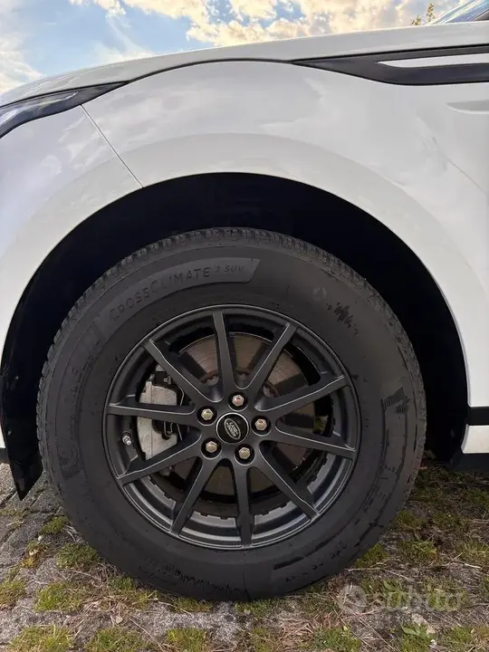 Land Rover Range Rover Evoque 2020 photo 4