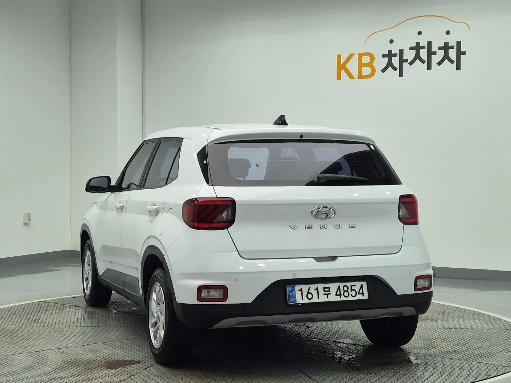 Hyundai Venue 2020 photo 2