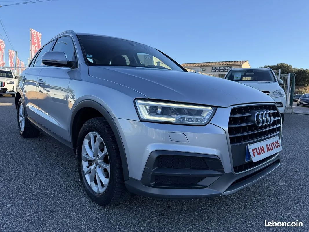 Audi Q3 2018 photo 2