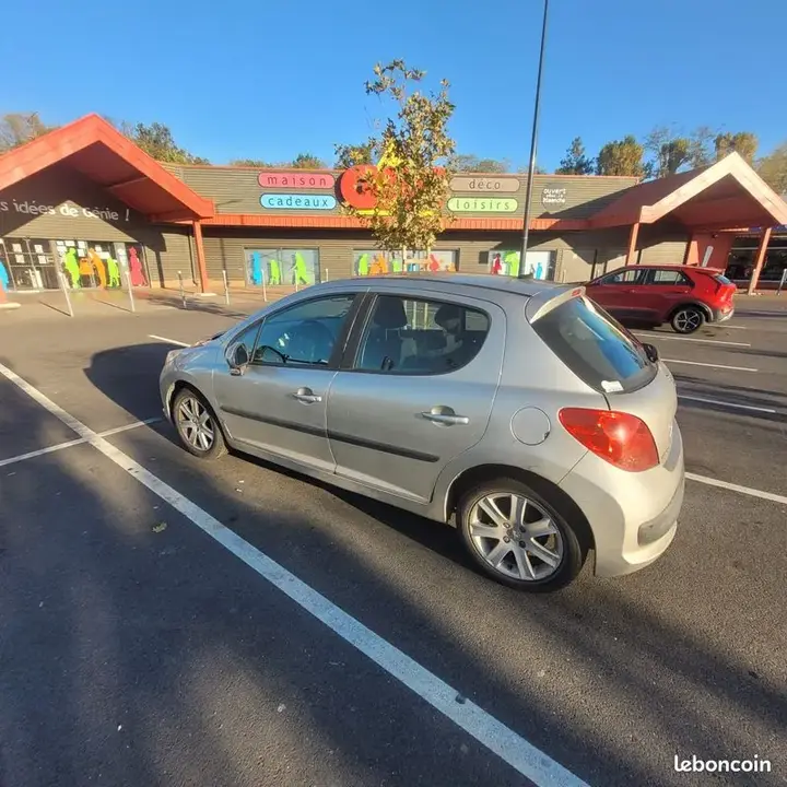 Peugeot 207