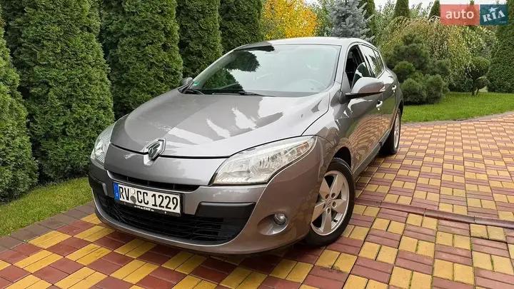 Renault Megane 2009 photo 2