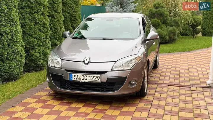 Renault Megane 2009 photo 4
