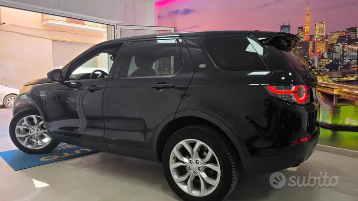 Land Rover Discovery Sport 2016 photo 3