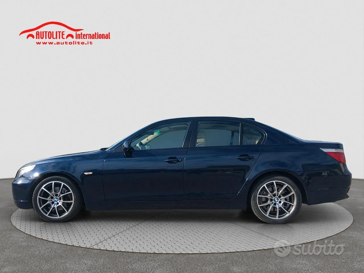 BMW 530D 2005 photo 2