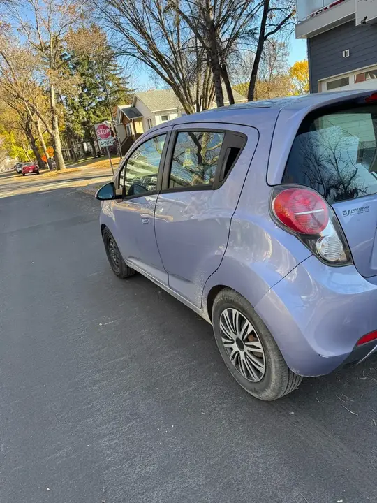 Chevrolet Spark 2015 photo 2