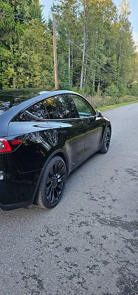 Tesla Model Y 2022 photo 4