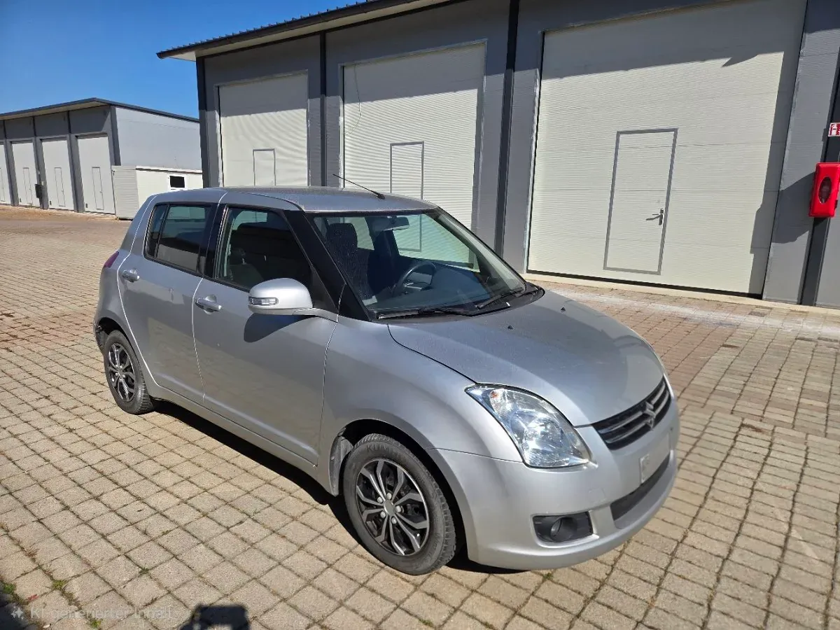 Suzuki Swift 2010 photo 2