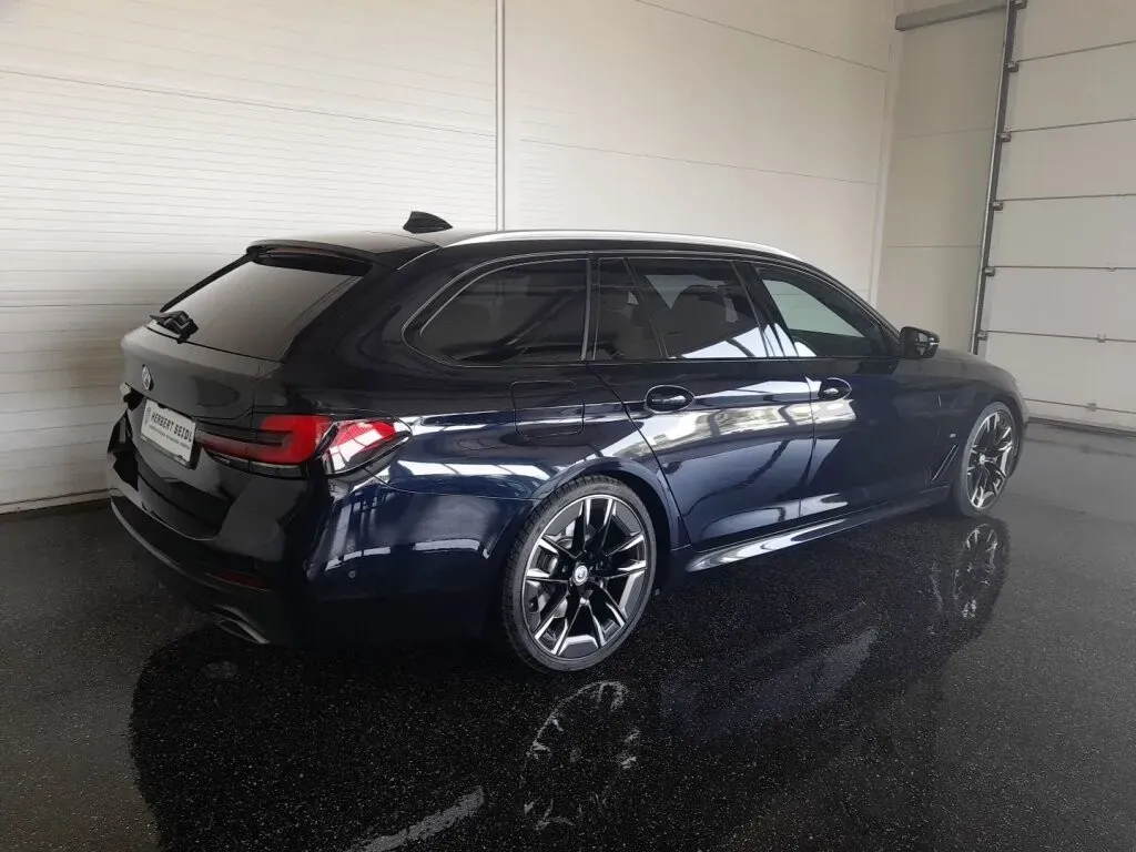 BMW 5 Series 2022 photo 2