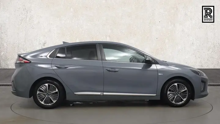 Hyundai Ioniq 2021 photo 4