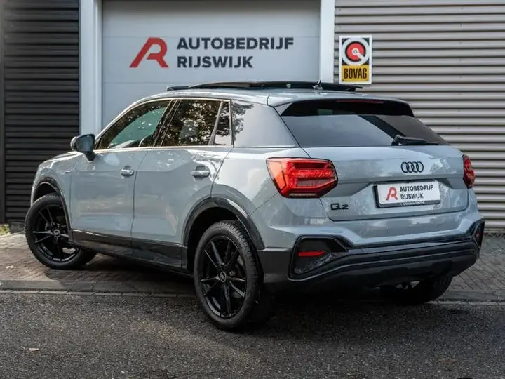 Audi Q2 2023 photo 3
