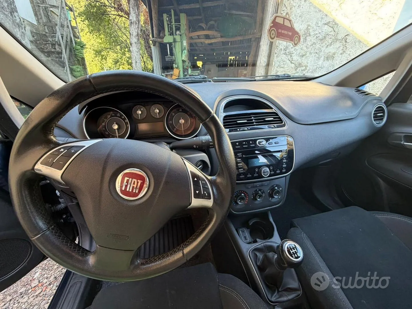 Fiat Punto 2016 photo 5