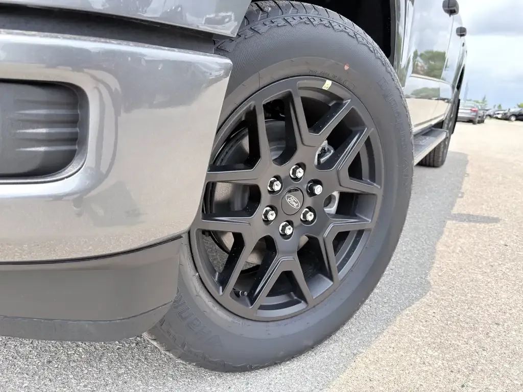 Ford F-150 2026 photo 3