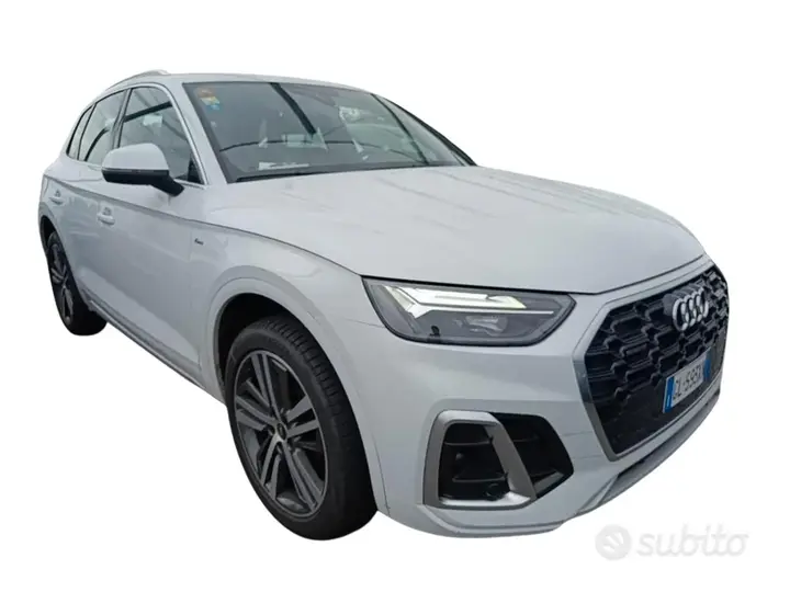 Audi Q5 2022 photo 2