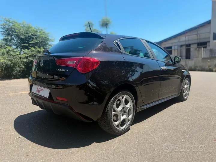 Alfa Romeo Giulietta 2018 photo 5