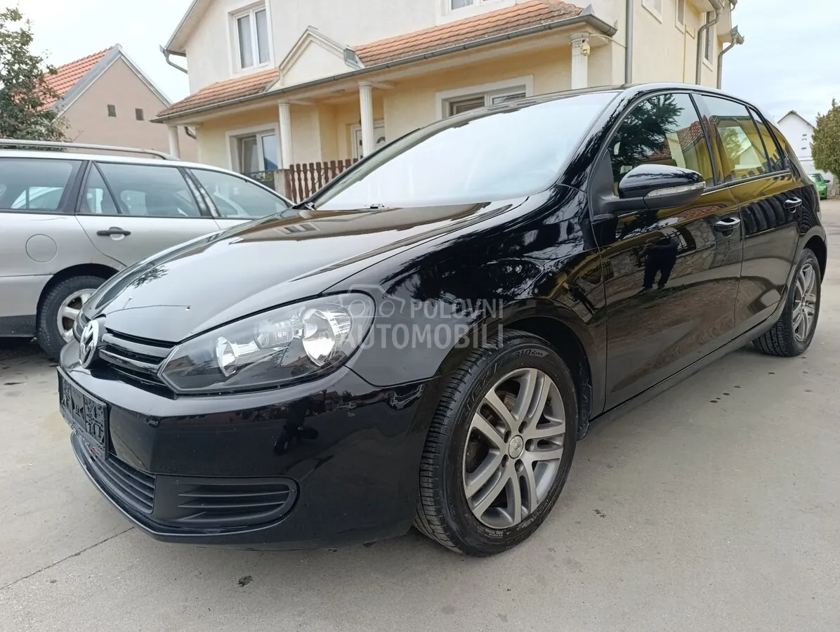 Volkswagen Golf 2010 photo 3
