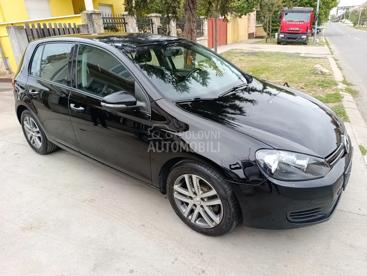 Volkswagen Golf 2010 photo 5