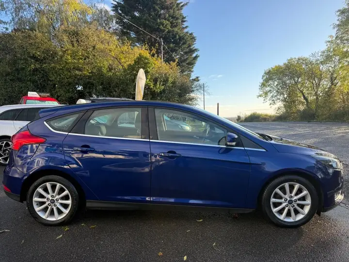 Ford Focus 2015 photo 4