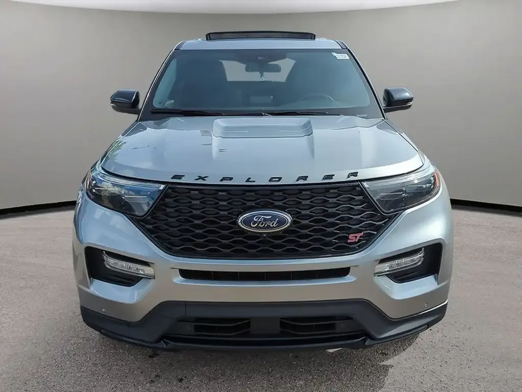 Ford Explorer 2021 photo 2
