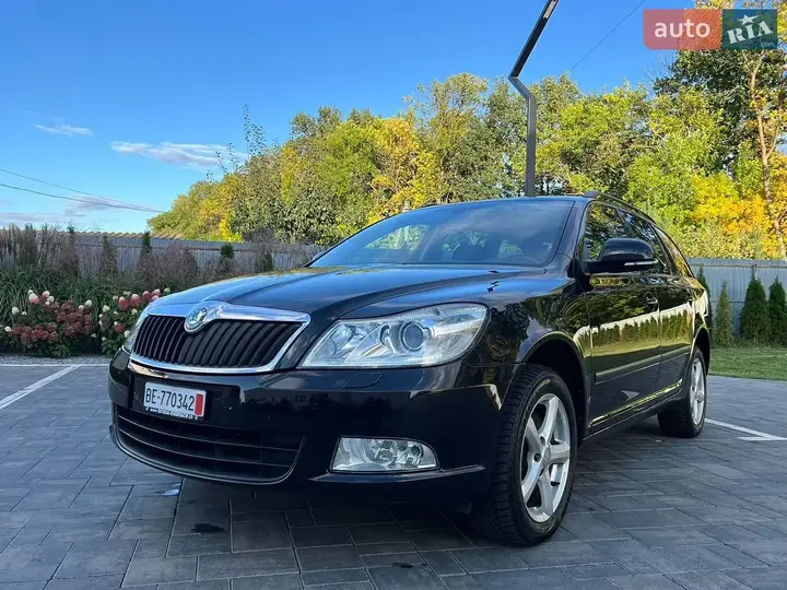 Skoda Octavia 2012 photo 2