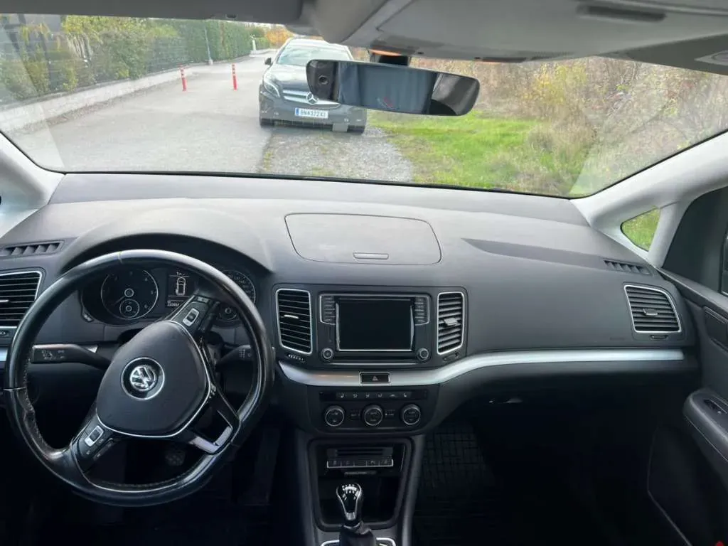 Volkswagen Sharan 2016 photo 3