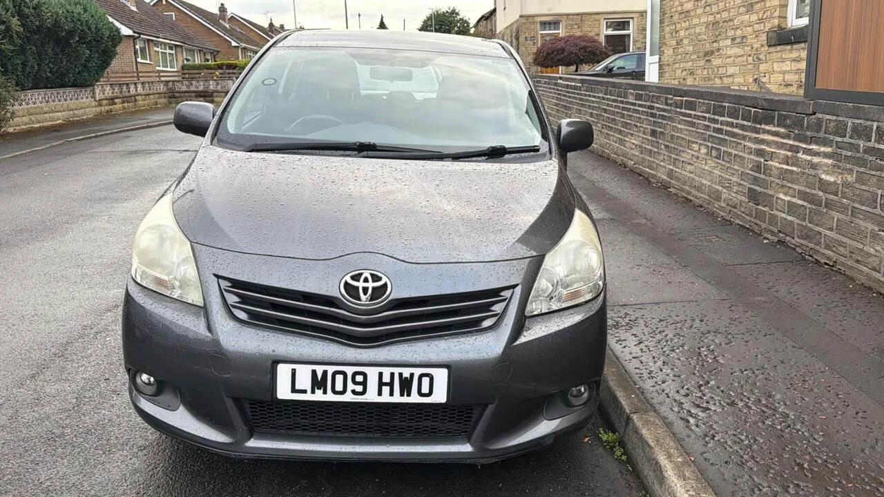 Toyota Verso 2009 photo 3