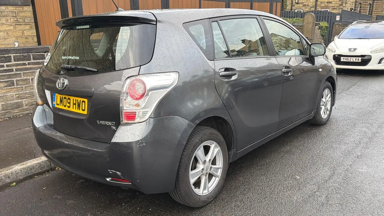 Toyota Verso 2009 photo 5