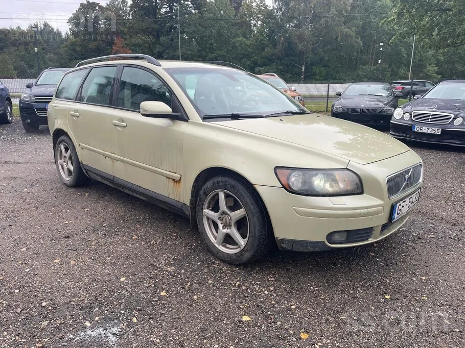 Volvo V50 2006 photo 2