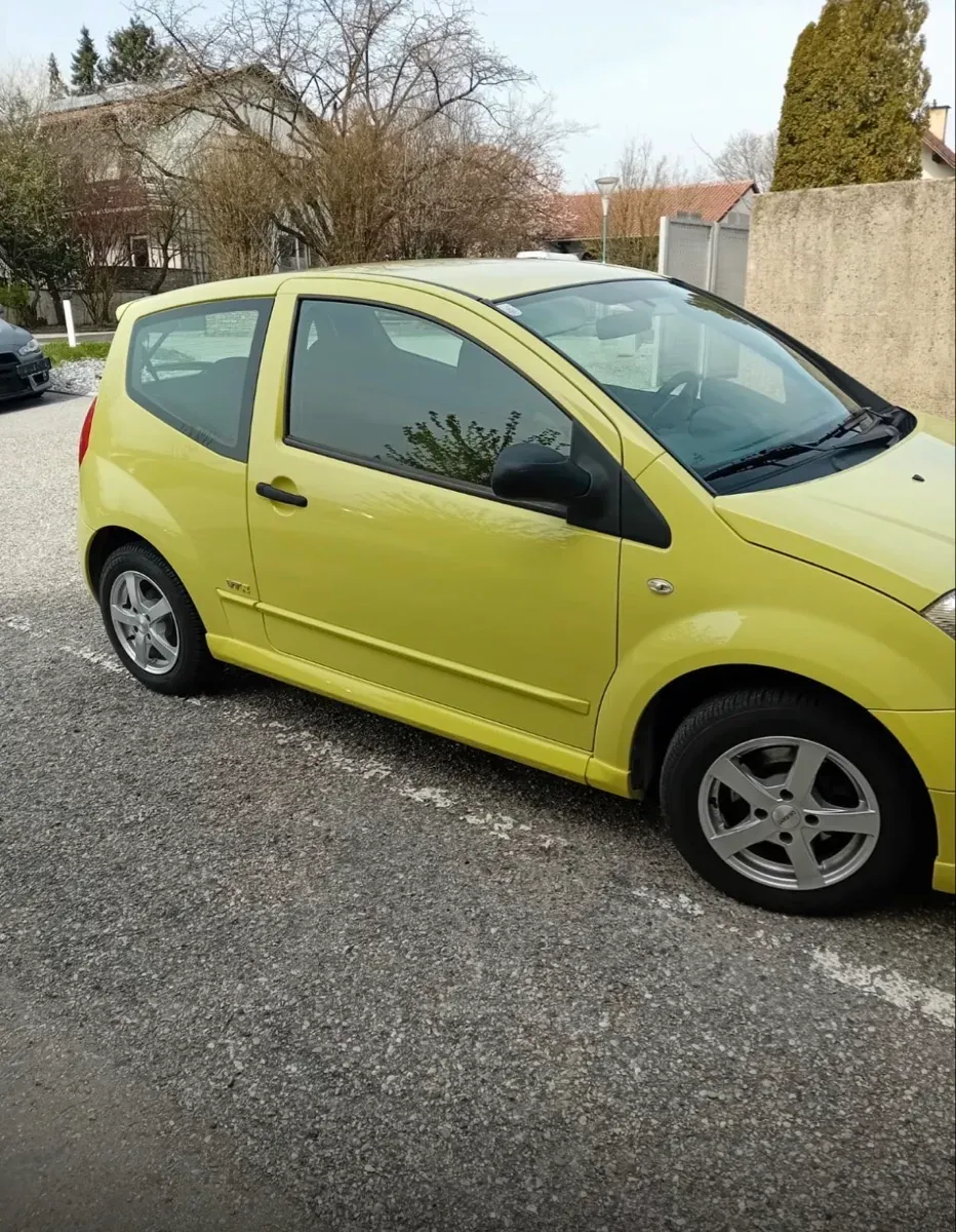 Citroen C2 2005 photo 2