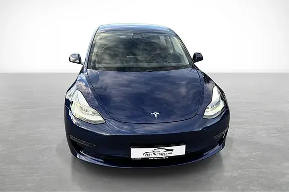 Tesla Model 3 2021 photo 2
