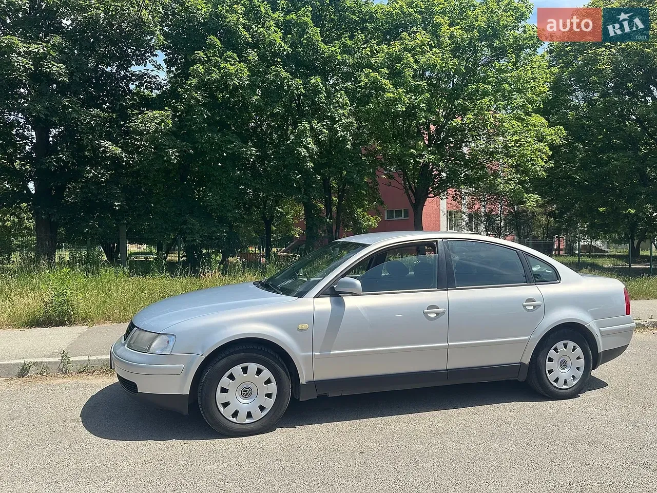 Volkswagen Passat 1998 photo 3